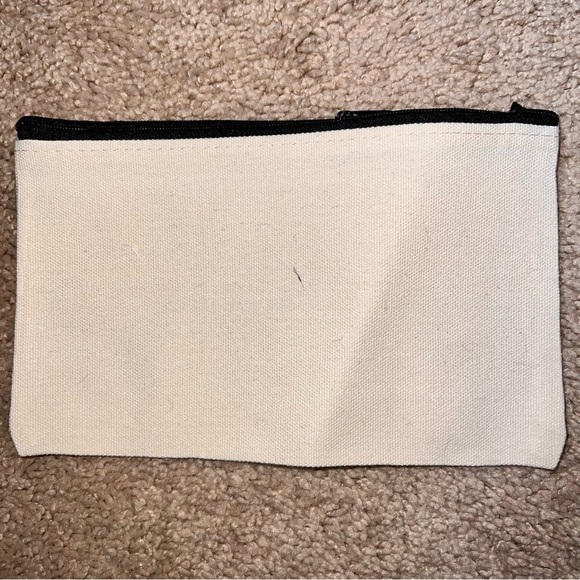 NWOT 🥀 Turtle Pattern Cosmetic Bag - Picture 5 of 6